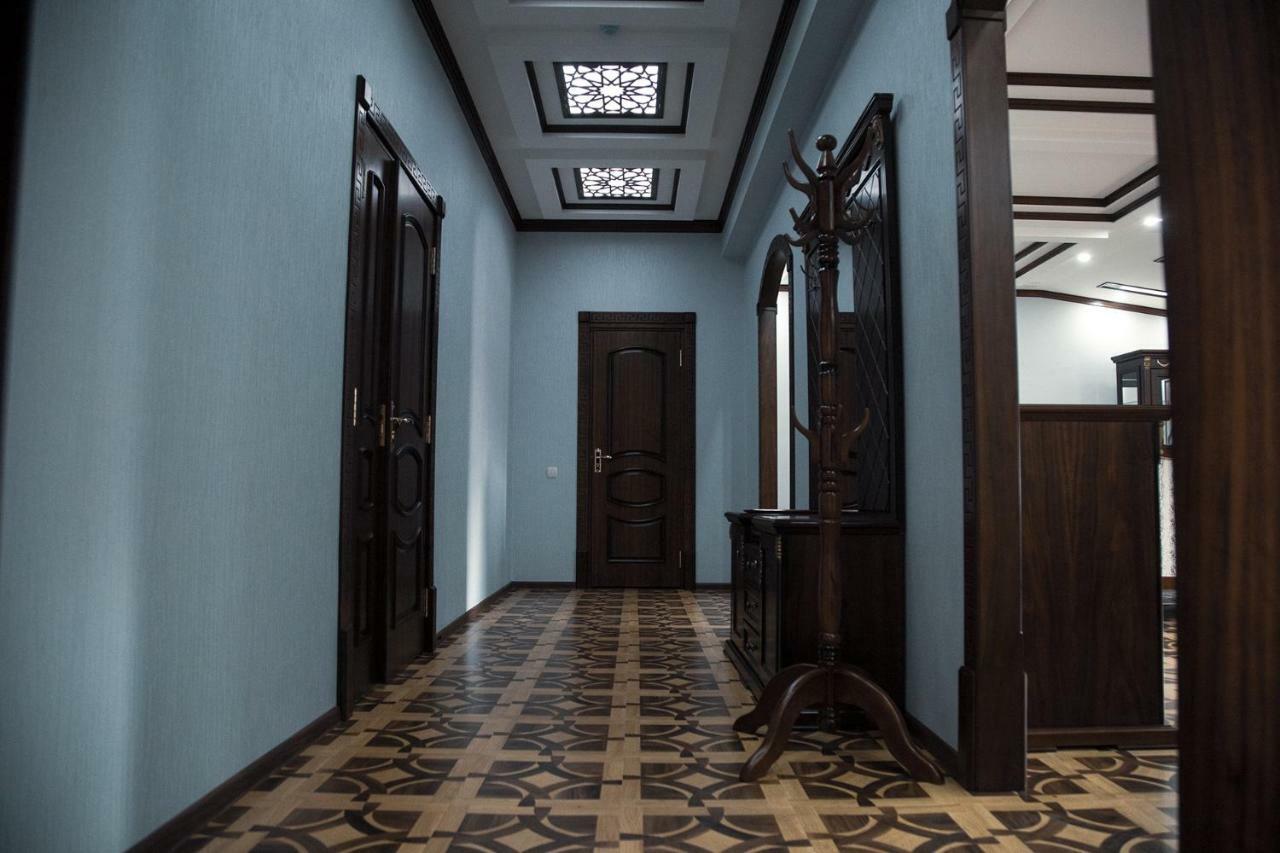 Bravolyuks Hotel Ургенч Екстериор снимка